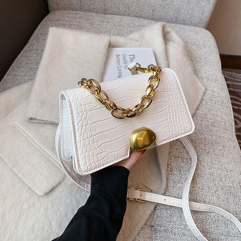 Autumn and winter one shoulder handbags 2020 new fashion ladies retro messenger bag high quality stone pattern small square bag
Autumn and winter one shoulder handbags 2020 new fashion ladies retro messenger bag high quality stone pattern small square bag