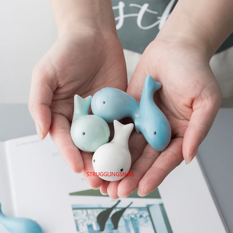 Ceramics High Quality Whale Hotel Restaurant Pendulum Tableware Personality Chopsticks Rest Sea Blue Color
Ceramics High Quality Whale Hotel Restaurant Pendulum Tableware Personality Chopsticks Rest Sea Blue Color