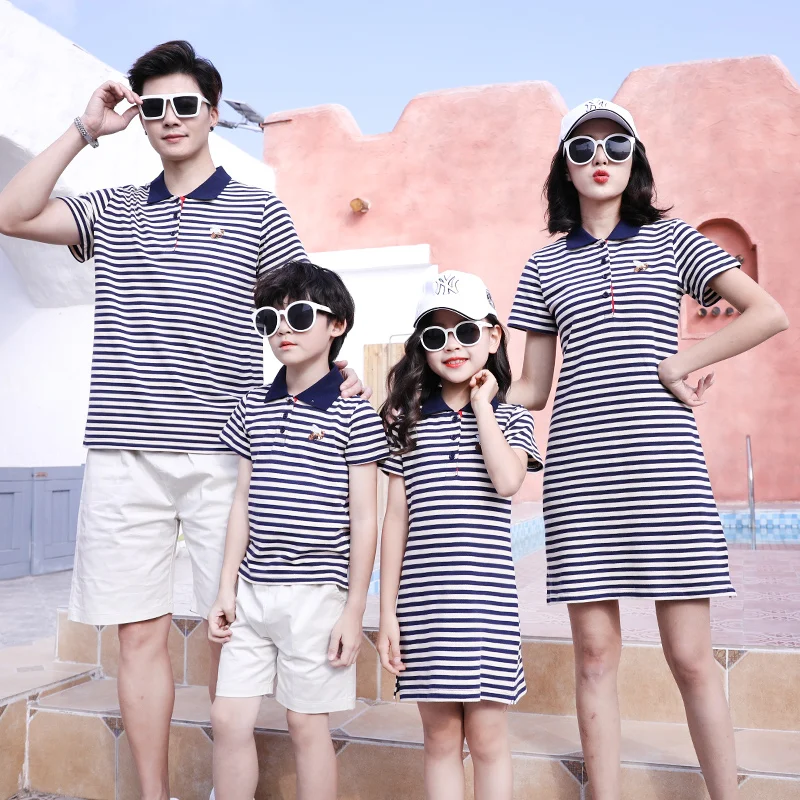 New Family outfits Summer clothing mother Girl Stripe Dress father Boy cotton Polo shirt & Pants 2pcs/sets family look 2 colors
New Family outfits Summer clothing mother Girl Stripe Dress father Boy cotton Polo shirt & Pants 2pcs/sets family look 2 colors