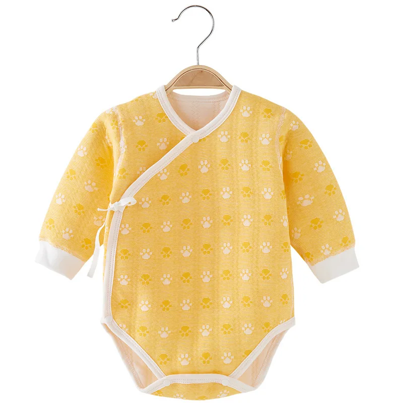 Newborn baby fart clothes baby triangle romper autumn winter thickened warmth bottoming clothes newborn monk clothes full moon
Newborn baby fart clothes baby triangle romper autumn winter thickened warmth bottoming clothes newborn monk clothes full moon