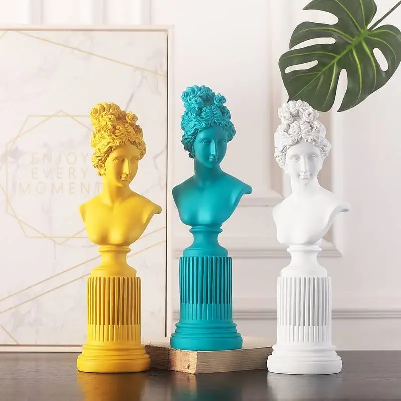 Colorful Figure Statue Decoration Car Ornaments Auto Interior Accessories Decoration Birthday Gift Home Decoration 
Colorful Figure Statue Decoration Car Ornaments Auto Interior Accessories Decoration Birthday Gift Home Decoration