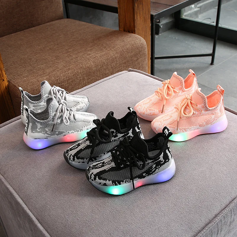 Children LED Bright Light Breathable Anti-slip Girls and Boys Soft Soles Light Shoes 
Children LED Bright Light Breathable Anti-slip Girls and Boys Soft Soles Light Shoes