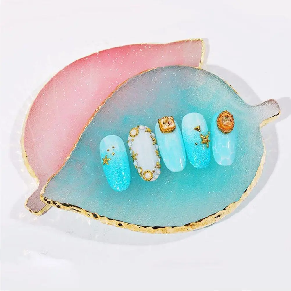 Resin nail art color palette, leaf-shaped agate, mixing paint board, enamel palette, DIY manicure tools, practice stand, 1 piece
Resin nail art color palette, leaf-shaped agate, mixing paint board, enamel palette, DIY manicure tools, practice stand, 1 piece