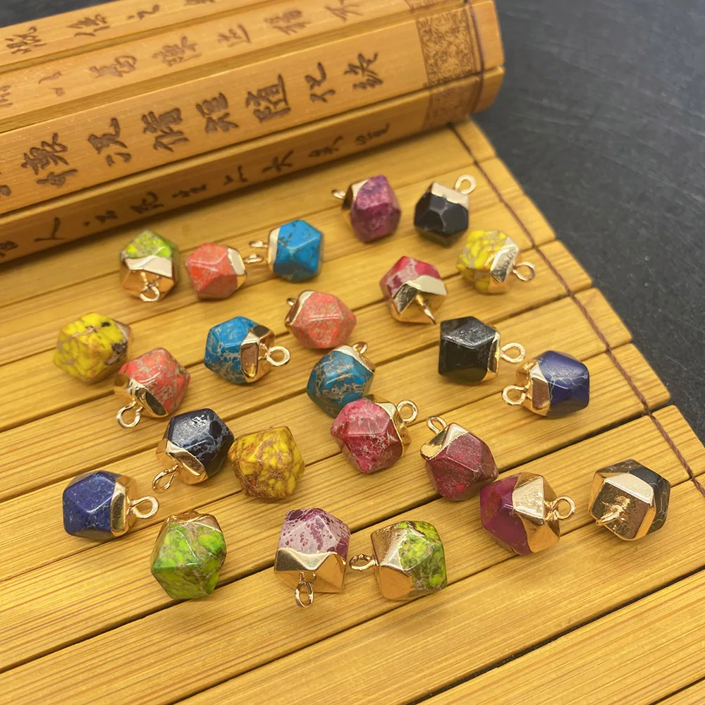 2 Pieces of Natural Stone Pendants Multi-color Turquoise Polygonal Electroplated Facets Can Be DIY Handmade Fashion Jewelry
2 Pieces of Natural Stone Pendants Multi-color Turquoise Polygonal Electroplated Facets Can Be DIY Handmade Fashion Jewelry