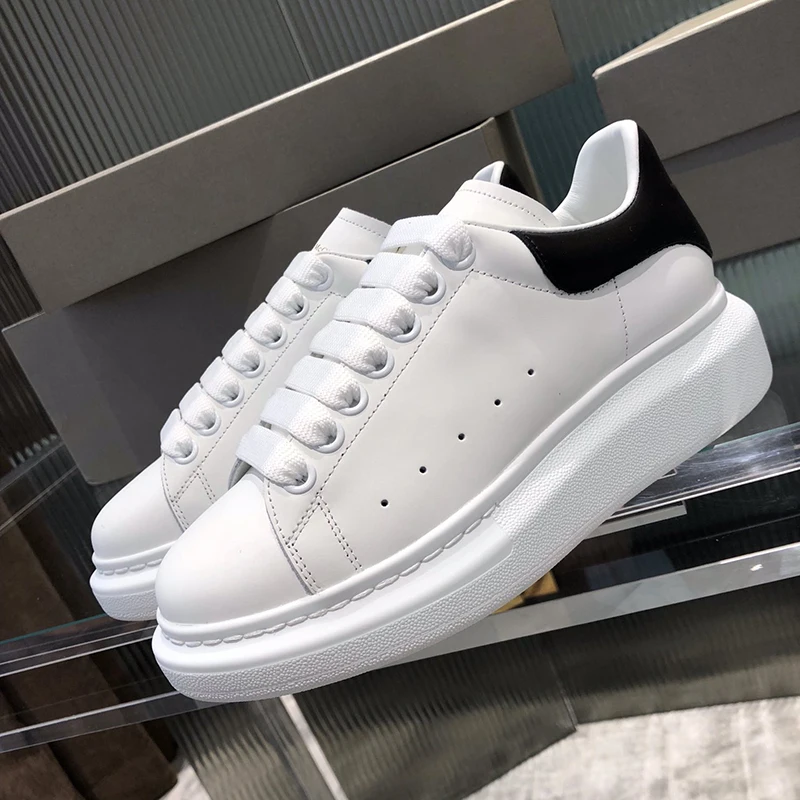 Luxury Design High Quality Men and Women White Shoes Woman Thick Bottom Platform Alexander Sneakers Casual Couple Shoes
Luxury Design High Quality Men and Women White Shoes Woman Thick Bottom Platform Alexander Sneakers Casual Couple Shoes