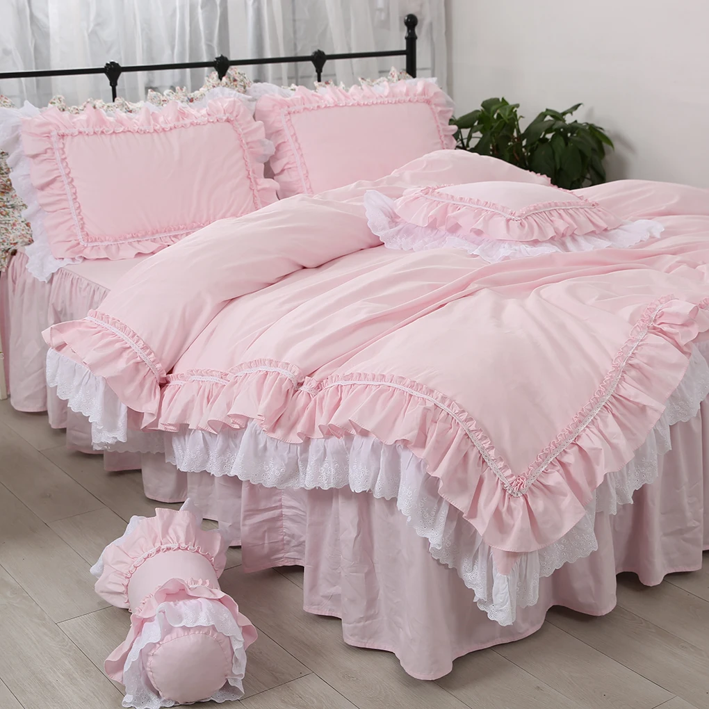 Amazing luxury bedding set pink queen size embroidery ruffle lace double duvet cover bedskirt princess Warm pillow case
Amazing luxury bedding set pink queen size embroidery ruffle lace double duvet cover bedskirt princess Warm pillow case