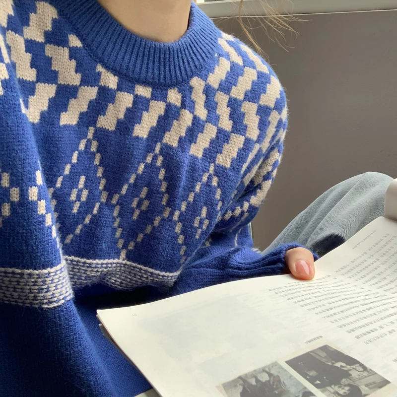 Blue sweater Korean loose contrast color heavy craft pullover thick round neck sweater
Blue sweater Korean loose contrast color heavy craft pullover thick round neck sweater