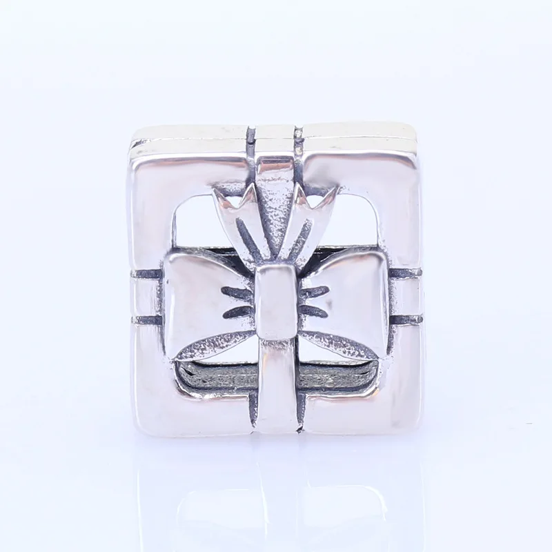 Hot Reflexions series S925 sterling silver bow gift box fixing clip Beads Fit Original Bracelet Pendant DIY Jewelry Charms Gift
Hot Reflexions series S925 sterling silver bow gift box fixing clip Beads Fit Original Bracelet Pendant DIY Jewelry Charms Gift