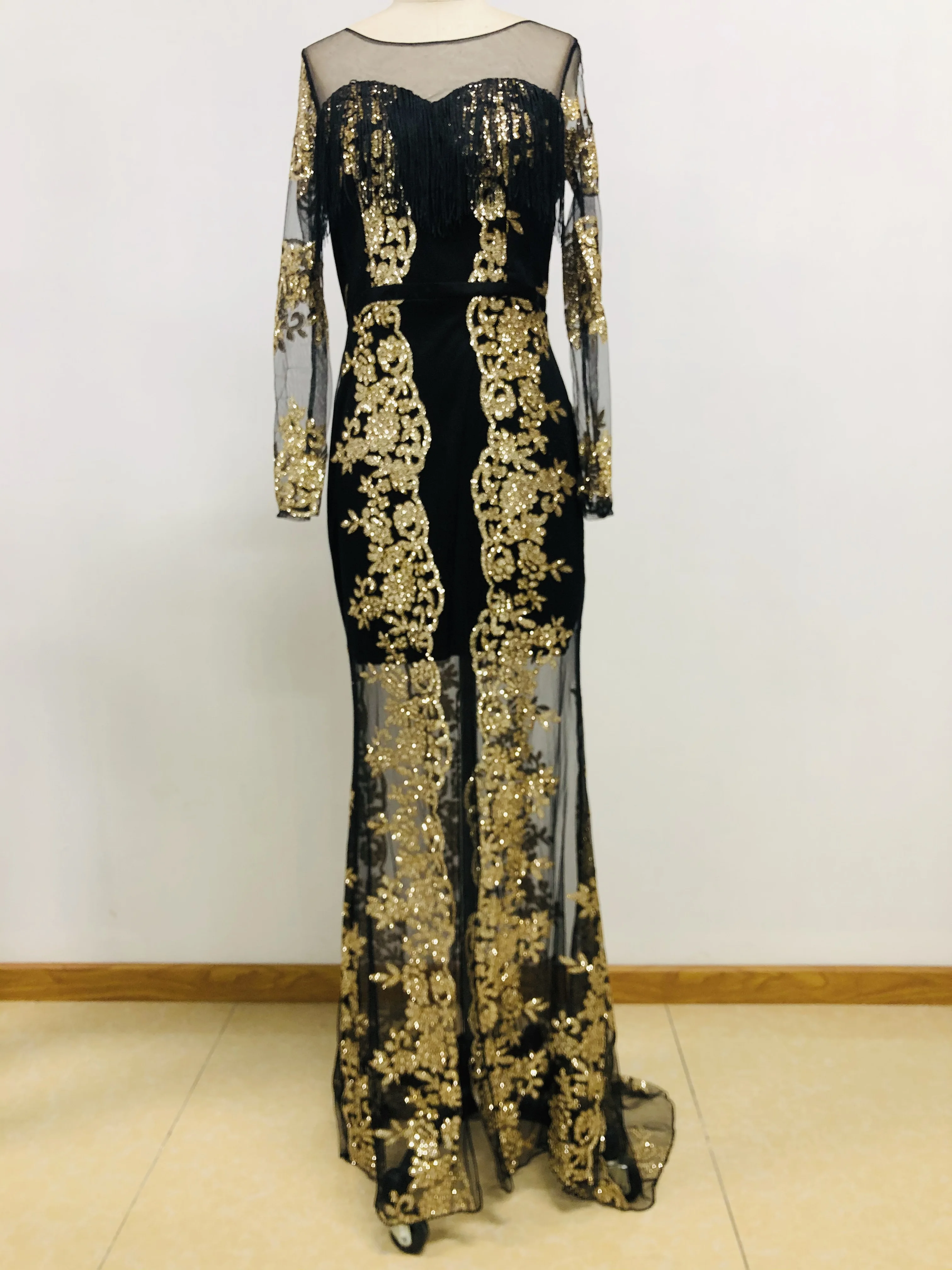 Women Sexy Night Sequins Dress Slim Fit Perspective Mesh Floor Length Bodycon Party Dubai Vestidos Ladies Banquet Club Wear 2020
Women Sexy Night Sequins Dress Slim Fit Perspective Mesh Floor Length Bodycon Party Dubai Vestidos Ladies Banquet Club Wear 2020