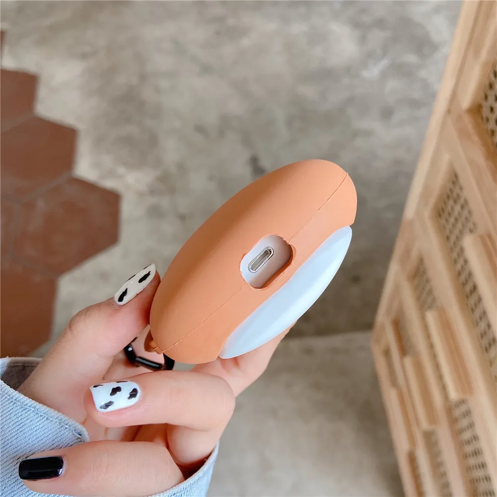 Cute Cartoon Christmas Elk Sika Deer Head Wireless Bluetooth Earphone Case For AirPods Pro 2 1 Box 3D soft silicon Headset cover 
Cute Cartoon Christmas Elk Sika Deer Head Wireless Bluetooth Earphone Case For AirPods Pro 2 1 Box 3D soft silicon Headset cover