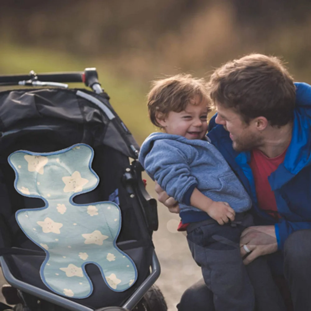 Коврик для детской коляски, дышащий сетчатый, с мультяшным принтом, удобный, с крючком, летняя подушка из вискозы
Коврик для детской коляски, дышащий сетчатый, с мультяшным принтом, удобный, с крючком, летняя подушка из вискозы
