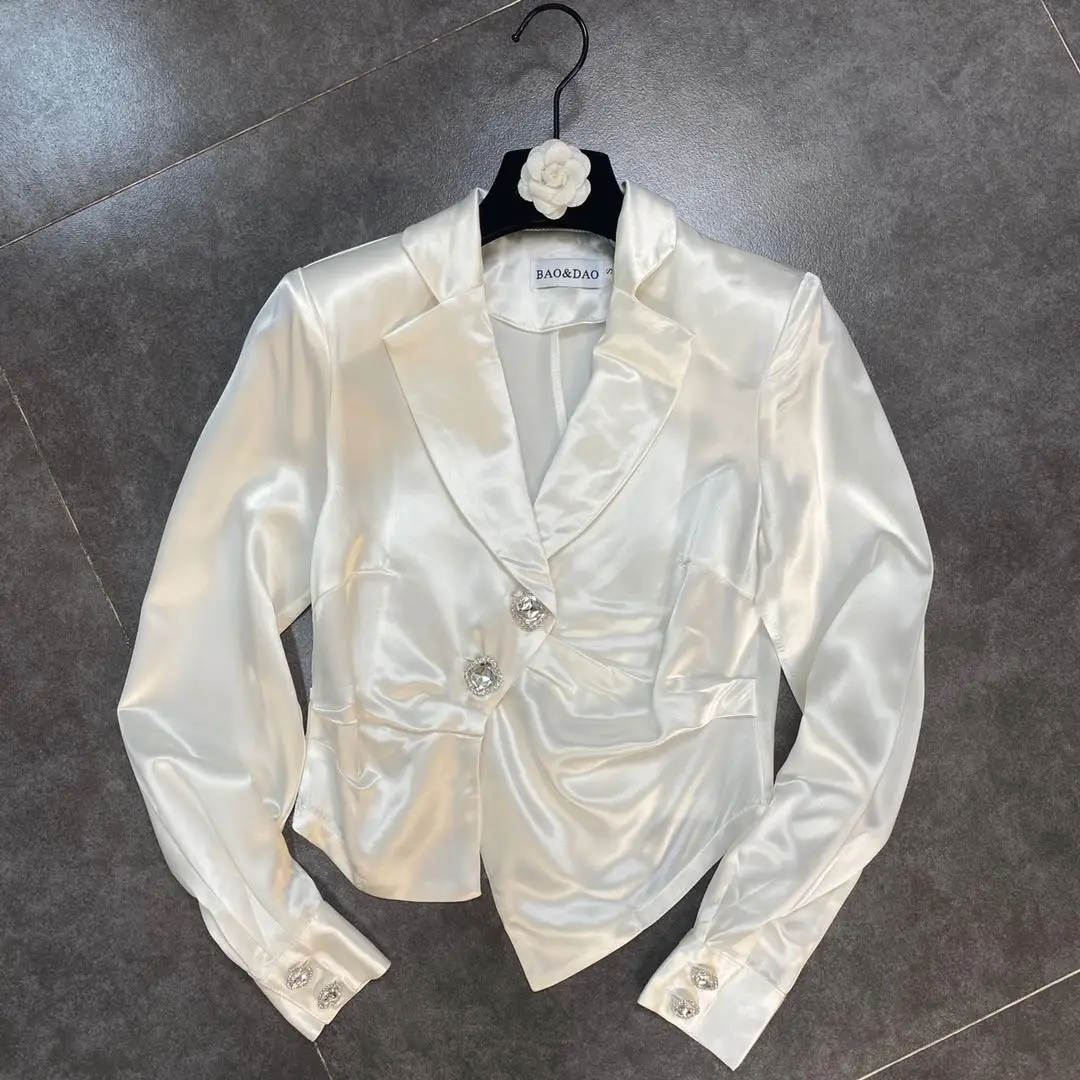 ZCSMLL 2021 Spring/Summer Lapel Shoulder Pads blazer Long Sleeve Diamonds Irregular Waist Satin Suit fashion Jacket Tide
ZCSMLL 2021 Spring/Summer Lapel Shoulder Pads blazer Long Sleeve Diamonds Irregular Waist Satin Suit fashion Jacket Tide