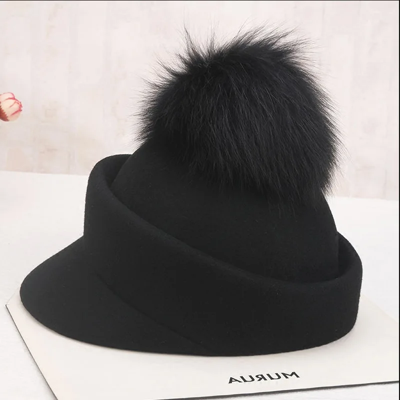 202011-nao-yixing autumn winter wool fox fur pompon Raccoon fur ball lady Octagonal hat women visors cap
202011-nao-yixing autumn winter wool fox fur pompon Raccoon fur ball lady Octagonal hat women visors cap
