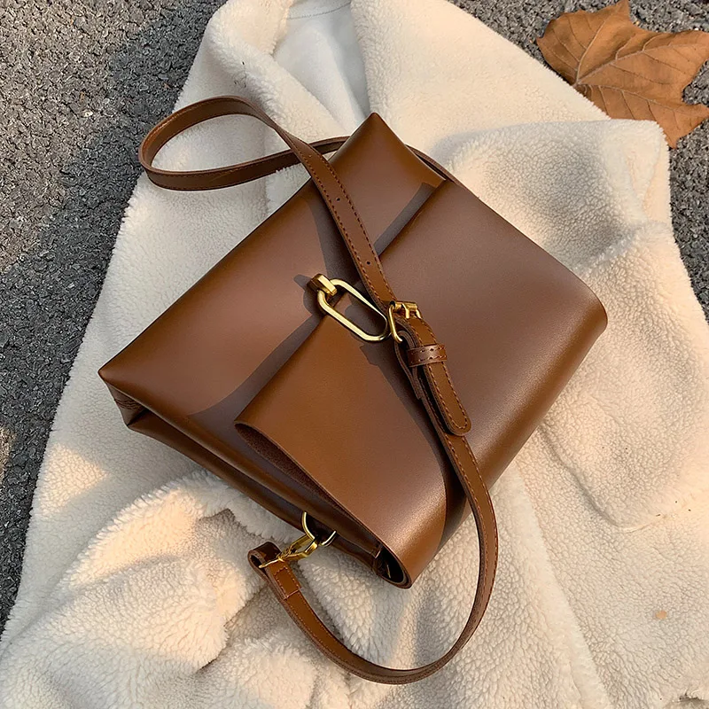 Simple Solid Color Vintage Brand Designer PU Leather Crossbody Bags For Women 2021 Luxury Shoulder Bag Lady Small Handbags
Simple Solid Color Vintage Brand Designer PU Leather Crossbody Bags For Women 2021 Luxury Shoulder Bag Lady Small Handbags