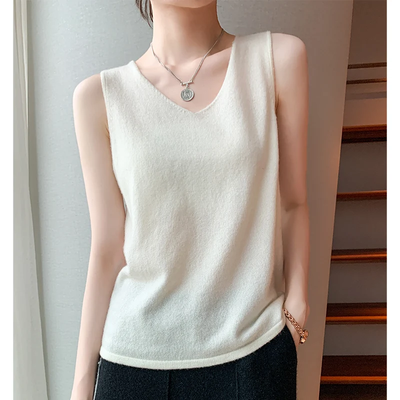 Женская кашемировая футболка с V-образным вырезом, облегающий Модный трикотажный топ, жилет без рукавов с однотонными подтяжками на весну и ... 
Женская кашемировая футболка с V-образным вырезом, облегающий Модный трикотажный топ, жилет без рукавов с однотонными подтяжками на весну и ...