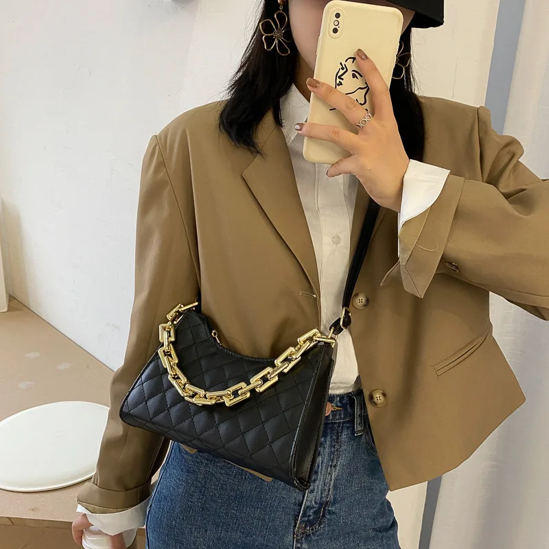 Qyahlybz band autumn and winter new ladies shoulder crossbody bags carry chain fashion casual leather handbags for women purses
Qyahlybz band autumn and winter new ladies shoulder crossbody bags carry chain fashion casual leather handbags for women purses