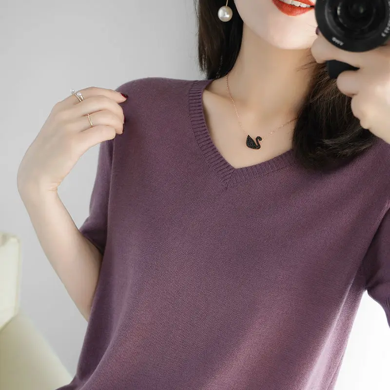 Pullover Women Knitted Sweater Fashion V-neck Pullovers Ladies Winter Loose Sweater Korean College Style Women Jumper Sueter
Pullover Women Knitted Sweater Fashion V-neck Pullovers Ladies Winter Loose Sweater Korean College Style Women Jumper Sueter