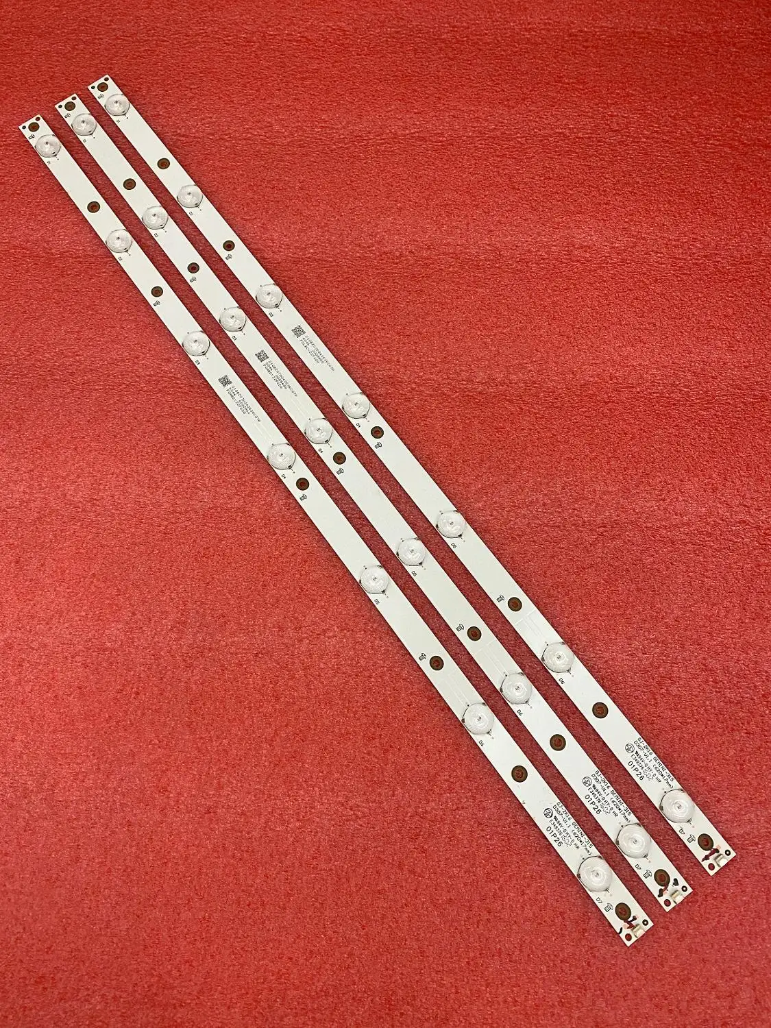 30 PCS/lot LED backlight strip for 32PFS6401 32PHS5301 32PFS5501 LB32080 32LH500D GJ-2K16 GEMINI-315 D2P5-315 01P26 01N18 01N19
30 PCS/lot LED backlight strip for 32PFS6401 32PHS5301 32PFS5501 LB32080 32LH500D GJ-2K16 GEMINI-315 D2P5-315 01P26 01N18 01N19