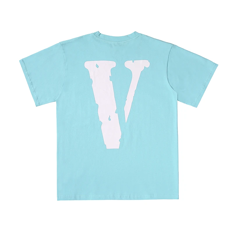 20ss VLONE Summer New Big V Letter Printing Men and Women Loose BF Wind Pure Cotton Round Neck Short-sleeved T-shirt Blue Tee
20ss VLONE Summer New Big V Letter Printing Men and Women Loose BF Wind Pure Cotton Round Neck Short-sleeved T-shirt Blue Tee