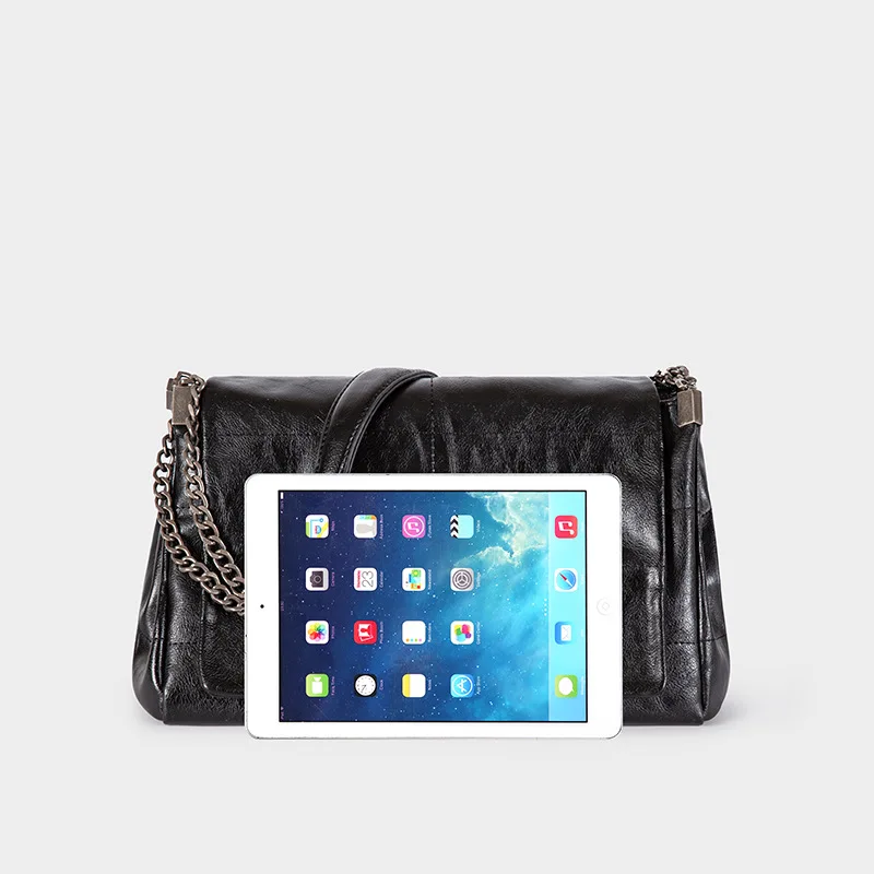 2020 new messenger bag large capacity rhombic chain bag stray bag wild one-shoulder oblique oil wax female bag
2020 new messenger bag large capacity rhombic chain bag stray bag wild one-shoulder oblique oil wax female bag