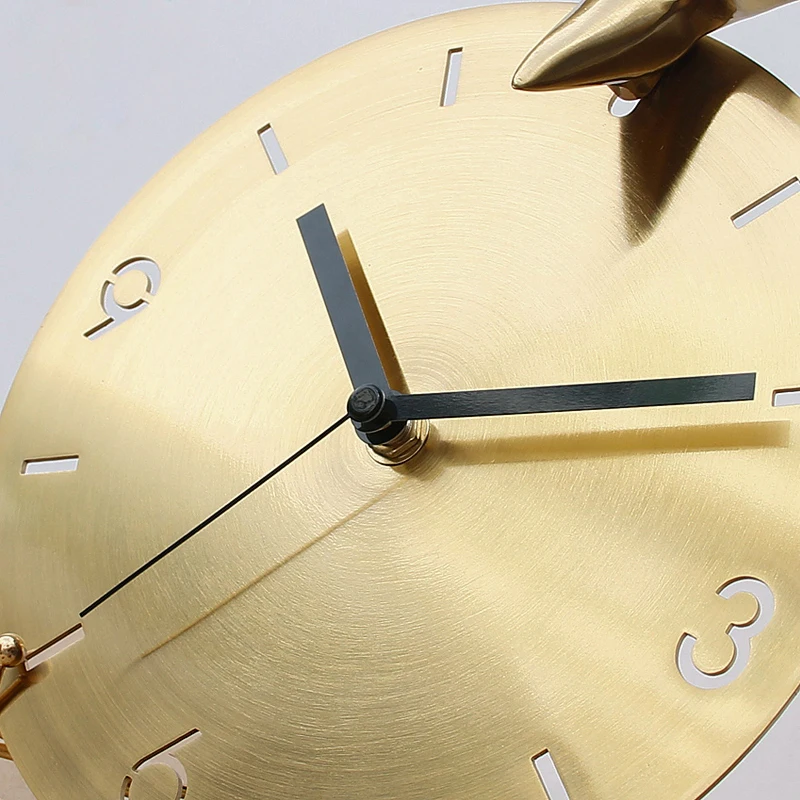Light Luxury Metal Desk Clock Mute Living Room Table Clock Ornaments Table Clock Desktop Bedroom Creative Clock Home Decor LD418
Light Luxury Metal Desk Clock Mute Living Room Table Clock Ornaments Table Clock Desktop Bedroom Creative Clock Home Decor LD418