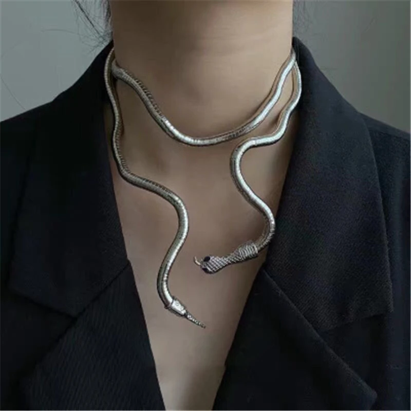 New Punk Cool Bendy Multilayer Metal Alloy Gold Black Color Snake Necklace and Bracelet for Women and Men Jewelry Gift
New Punk Cool Bendy Multilayer Metal Alloy Gold Black Color Snake Necklace and Bracelet for Women and Men Jewelry Gift