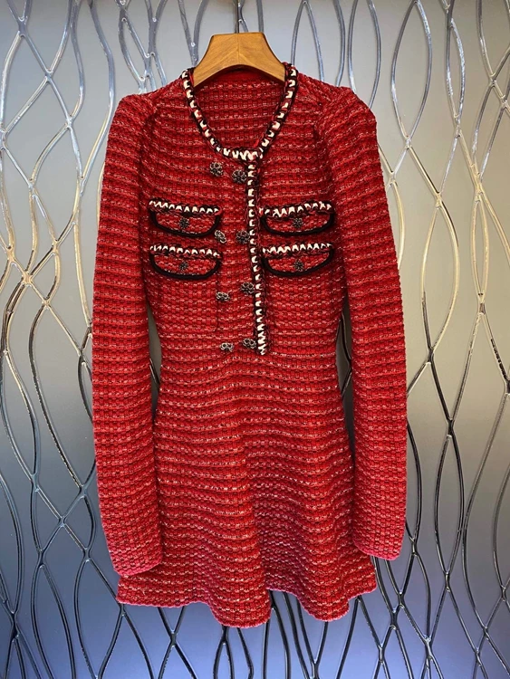 2021 new women fashion neckline woven color matching trim double-breasted long-sleeved knitted dress 2021
2021 new women fashion neckline woven color matching trim double-breasted long-sleeved knitted dress 2021