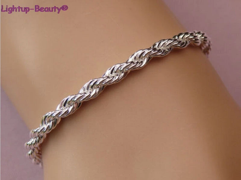 1PC 20cm Luxury Adjustable Bracelet Women Fashion Design Jewelry 20*0.4CM Rope Bracelet Jewelry
1PC 20cm Luxury Adjustable Bracelet Women Fashion Design Jewelry 20*0.4CM Rope Bracelet Jewelry