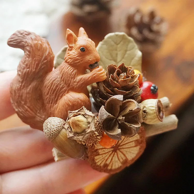 Dear-you Forest elements handmade retro DIY simulation berry autumn leaves squirrel brooch personality jewelry special gift
Dear-you Forest elements handmade retro DIY simulation berry autumn leaves squirrel brooch personality jewelry special gift