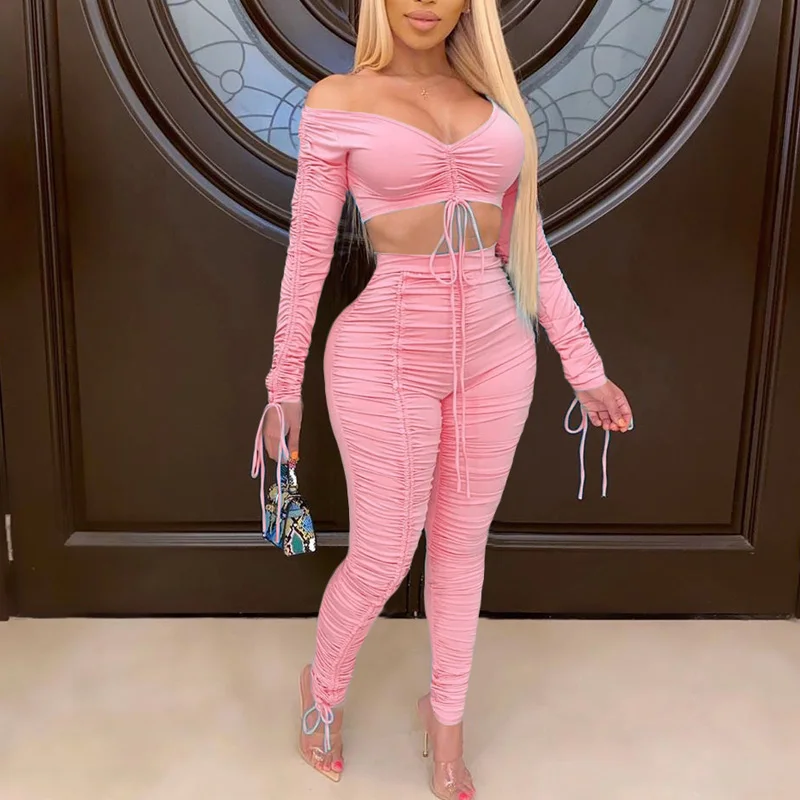 Women Two Piece Chic Pleated Suits Off Shoulder Long Sleeve Crop Top and Ruched Skinny Pants Set Sexy Streetwear
Women Two Piece Chic Pleated Suits Off Shoulder Long Sleeve Crop Top and Ruched Skinny Pants Set Sexy Streetwear