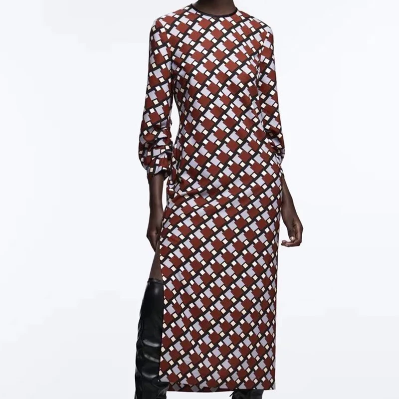 2021 Autumn Women Fashion Printed Dress Vintage Long Sleeve O Neck Hem Slit Female Long Dress OZZ1368
2021 Autumn Women Fashion Printed Dress Vintage Long Sleeve O Neck Hem Slit Female Long Dress OZZ1368