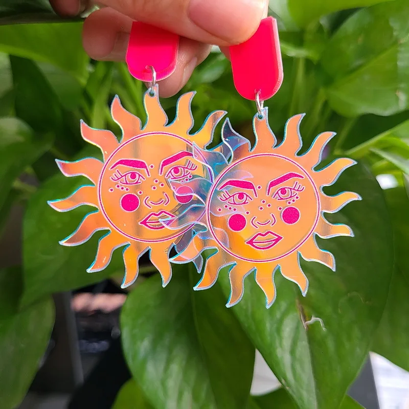 Acrylic Colorful Sun Face Personalized Fashion Design Earrings Suitable For Party Dance Wedding Travel Holiday Birthday Gift
Acrylic Colorful Sun Face Personalized Fashion Design Earrings Suitable For Party Dance Wedding Travel Holiday Birthday Gift