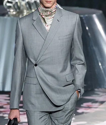 New popular one button design gray suit handsome men custom jacket pants groom wedding slim fit tuxedo Trajes de hombre costume
New popular one button design gray suit handsome men custom jacket pants groom wedding slim fit tuxedo Trajes de hombre costume