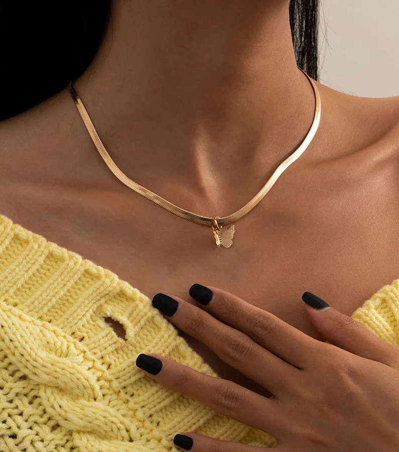 Temperament elegant and simple jewelry with elegant and simple flat snake bone chain three-dimensional butterfly necklace
Temperament elegant and simple jewelry with elegant and simple flat snake bone chain three-dimensional butterfly necklace
