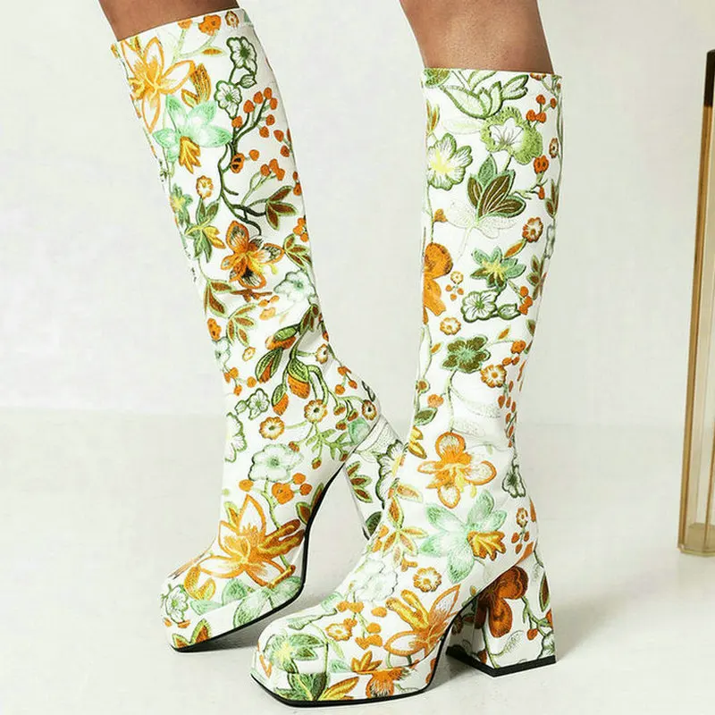 2021 Women Knee High Boots Platform Thick High Heel Ladies Calf Boots PU Leather Embroider Square Toe Women's Boots White Green
2021 Women Knee High Boots Platform Thick High Heel Ladies Calf Boots PU Leather Embroider Square Toe Women's Boots White Green