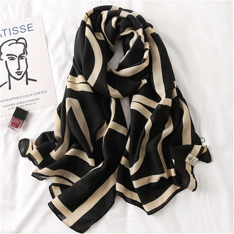 Luxury Brand 2021 Cotton Scarf Women Large Shawls Pashmina Hijab Foulard Echarpe Design Print Lady Beach Stole Head Scarves
Luxury Brand 2021 Cotton Scarf Women Large Shawls Pashmina Hijab Foulard Echarpe Design Print Lady Beach Stole Head Scarves