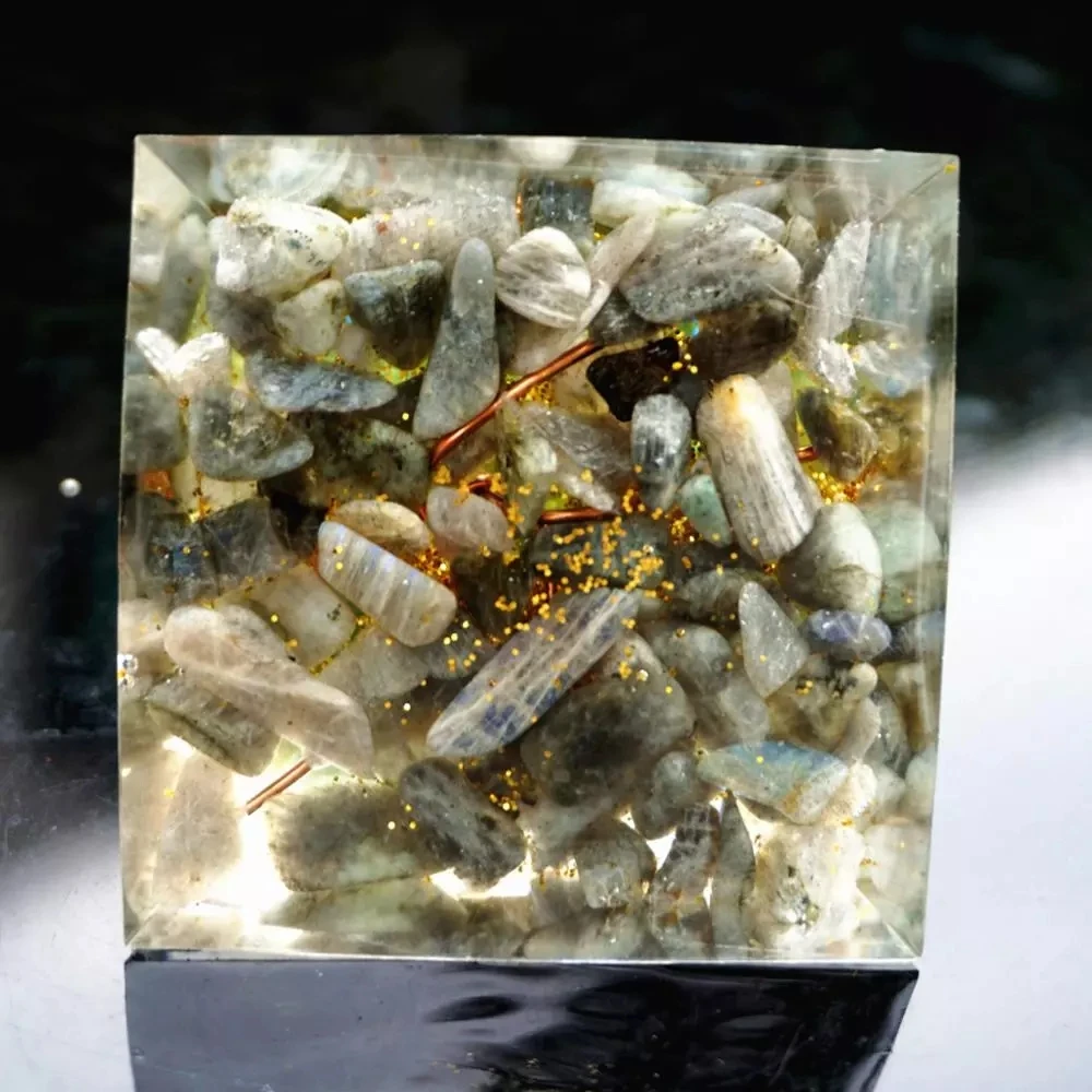 Handmade Tree of Life Orgone Pyramid 60mm Peridot With Grey Moon Stone Crystal Accumulator EMF Orgonite Energy Chakra Reiki Gift
Handmade Tree of Life Orgone Pyramid 60mm Peridot With Grey Moon Stone Crystal Accumulator EMF Orgonite Energy Chakra Reiki Gift