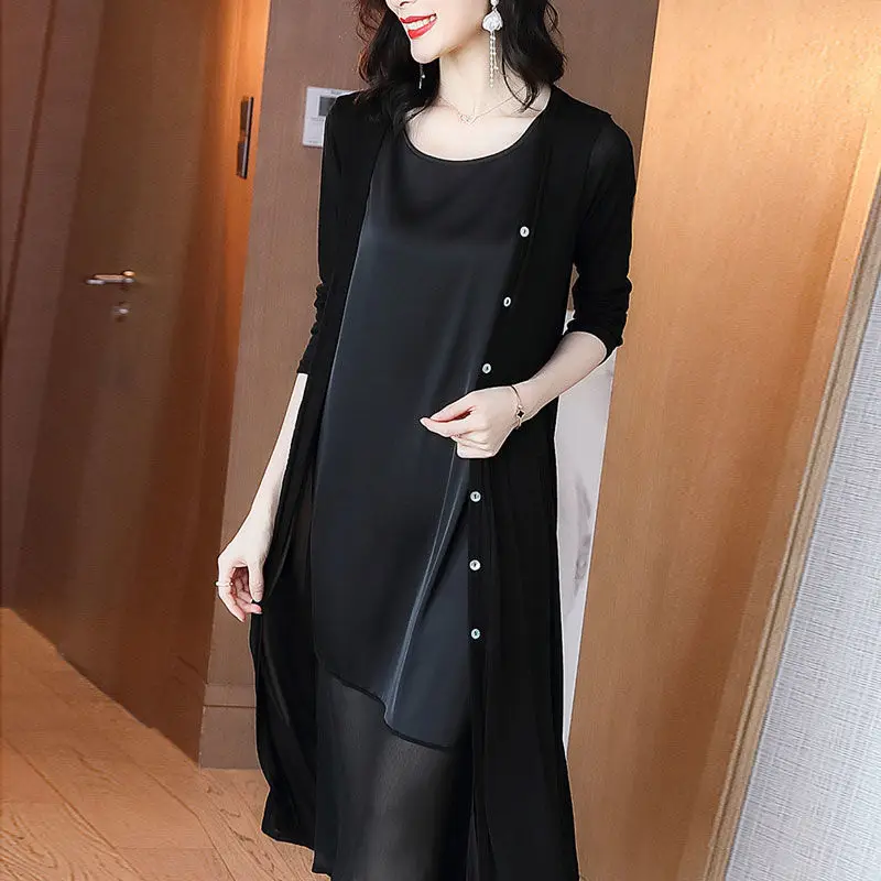 Two-piece Set Early Autumn New Temperament Women's Noble Lady Simple Windshirt Solid Color Dress O Neck High-end Clothing
Two-piece Set Early Autumn New Temperament Women's Noble Lady Simple Windshirt Solid Color Dress O Neck High-end Clothing