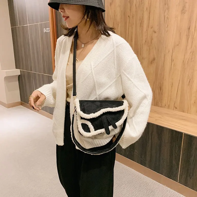 2020 New Women's Crossbody Bag Casual Saddle Bag Solid Color Patchwork PU Leather Diagonal Shoulder Bag Fashion Ladies Handbags
2020 New Women's Crossbody Bag Casual Saddle Bag Solid Color Patchwork PU Leather Diagonal Shoulder Bag Fashion Ladies Handbags
