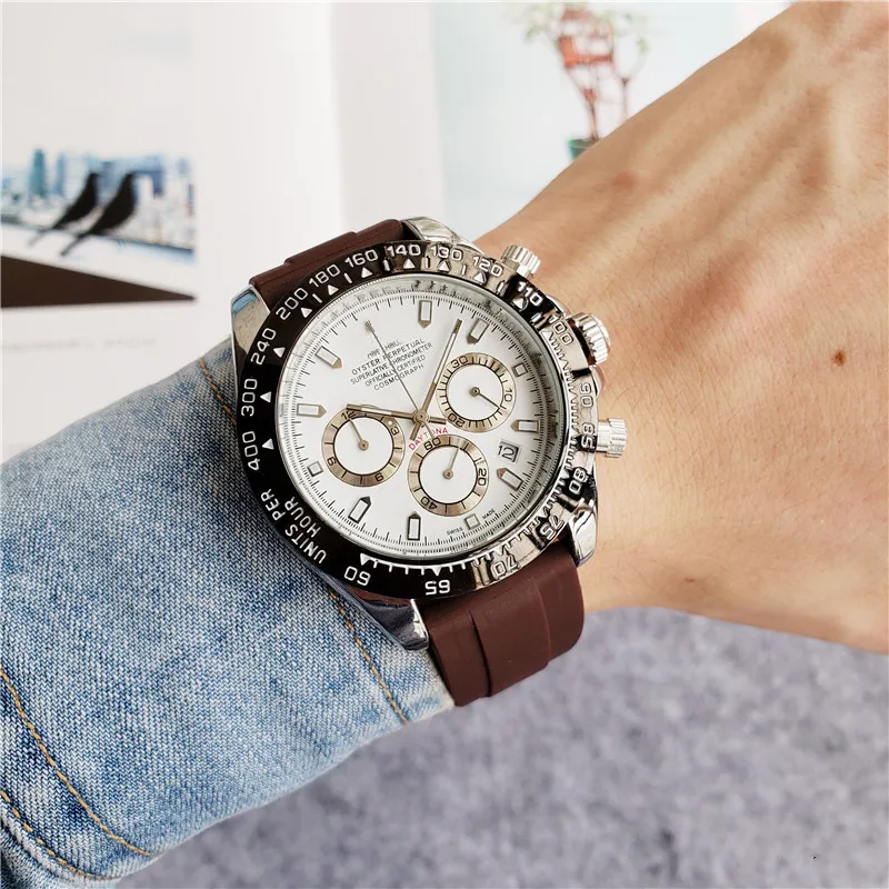 Luxury Brand Watch Business Gift Quartz Rubber Watches Relogio Mens Original Designer Classic Swiss Rolexable Daytona Wristwatch 
Luxury Brand Watch Business Gift Quartz Rubber Watches Relogio Mens Original Designer Classic Swiss Rolexable Daytona Wristwatch