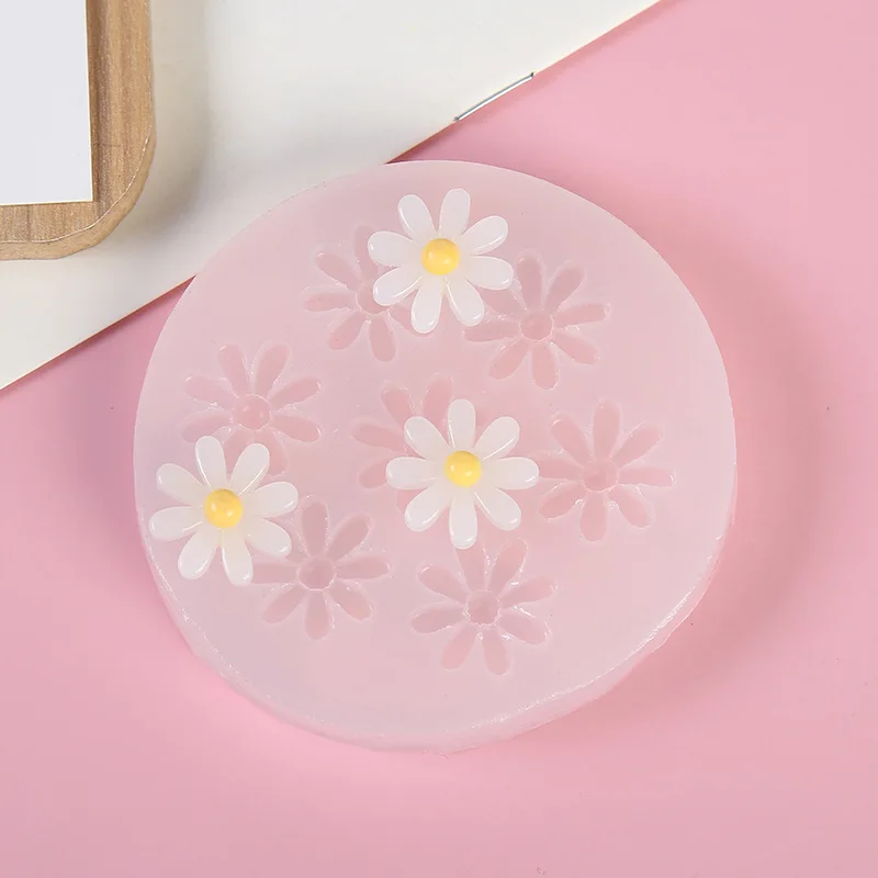 Маленькая искусственная силиконовая форма, мини цветы, искусственная форма для мыла, конфеты, украшение торта, кухонный инструмент для выпе...
Маленькая искусственная силиконовая форма, мини цветы, искусственная форма для мыла, конфеты, украшение торта, кухонный инструмент для выпе...