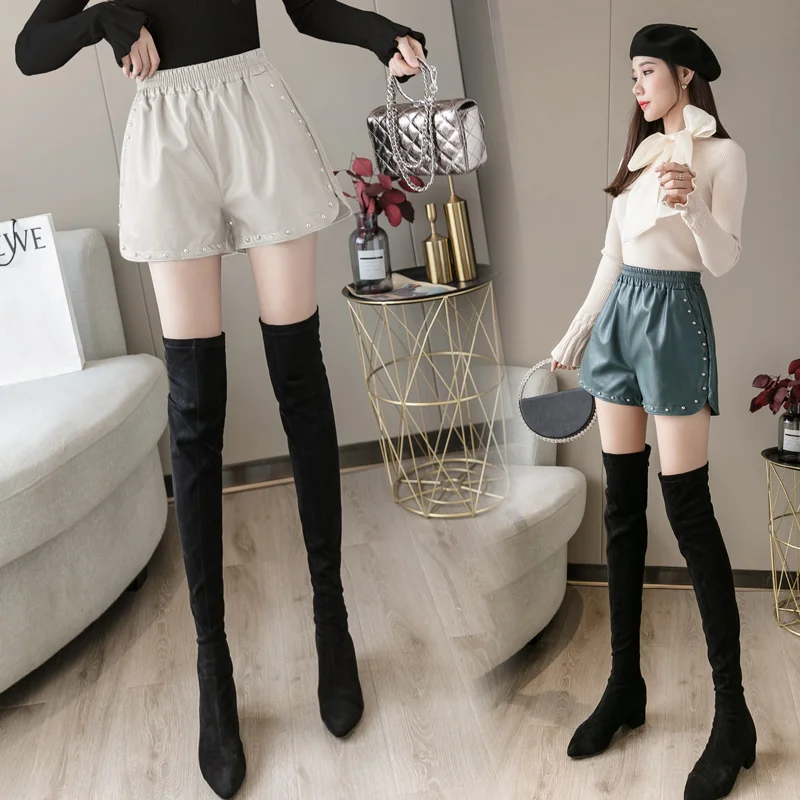 Leather Shorts Women Blue Pockets Rivet Faux En Cuir PU Elastic High Waisted Wide Leg Ladies Leather Shorts Female 2021 Spring
Leather Shorts Women Blue Pockets Rivet Faux En Cuir PU Elastic High Waisted Wide Leg Ladies Leather Shorts Female 2021 Spring