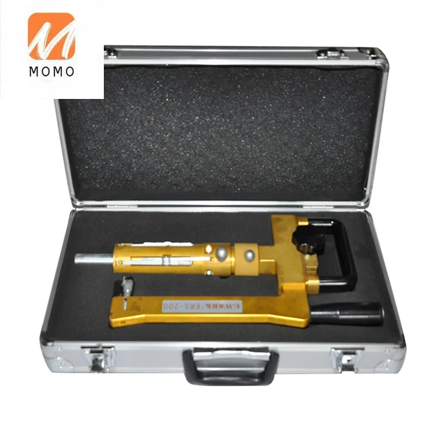 Rotating poly pipe scraper layer peeling machine tool
Rotating poly pipe scraper layer peeling machine tool