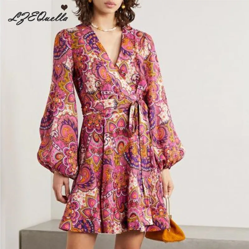 LZEQuella V Neck A-Line Flower Print Boho Dress Women Long Sleeve Ruffle Belt Mini Party Dress Casual Daily Clothes Fashion
LZEQuella V Neck A-Line Flower Print Boho Dress Women Long Sleeve Ruffle Belt Mini Party Dress Casual Daily Clothes Fashion