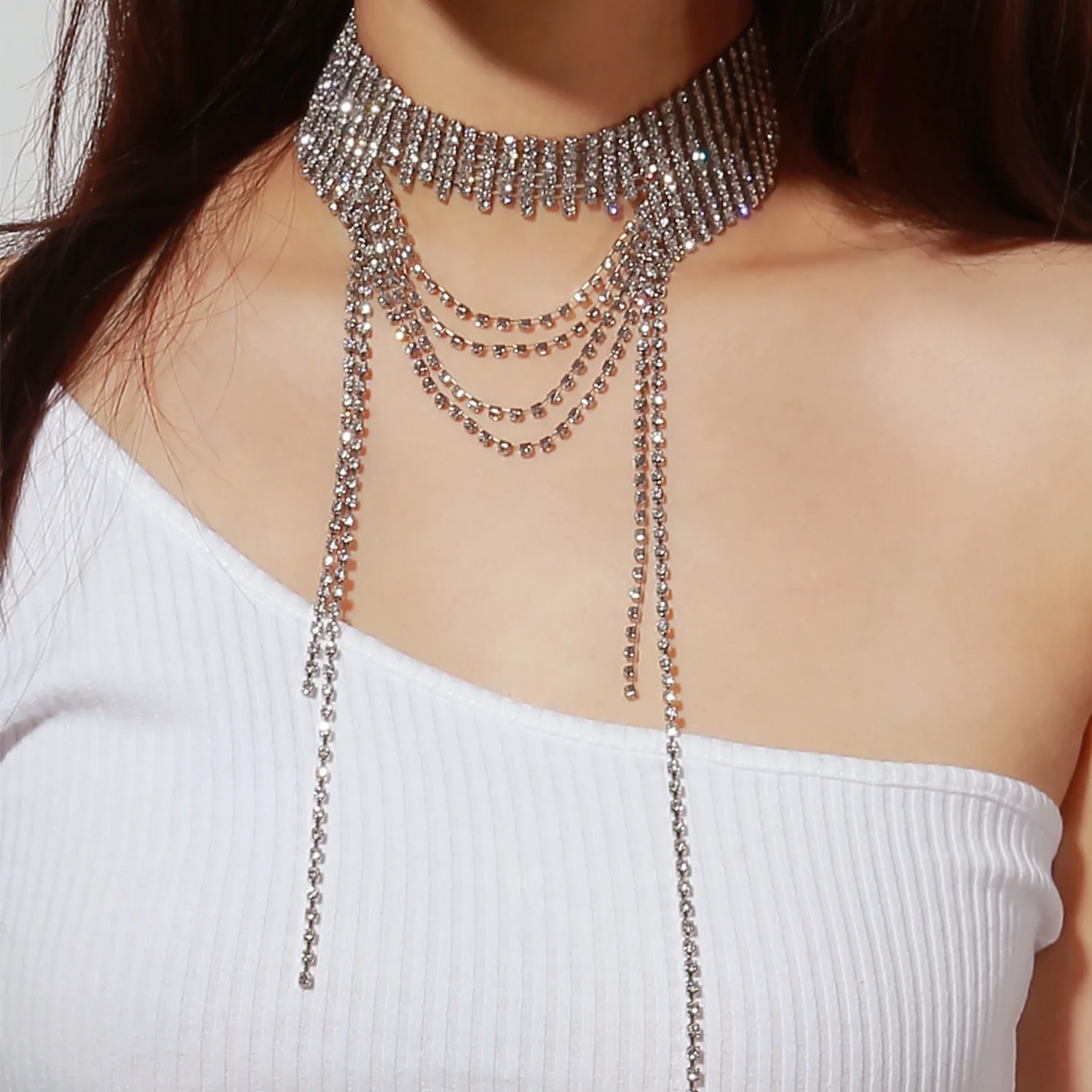 

Luxurious Sumptuous Tassels Chokers Necklaces Full Rhinestone Woman Korean Fashion Geometry Trendy Neck chain Choke coil