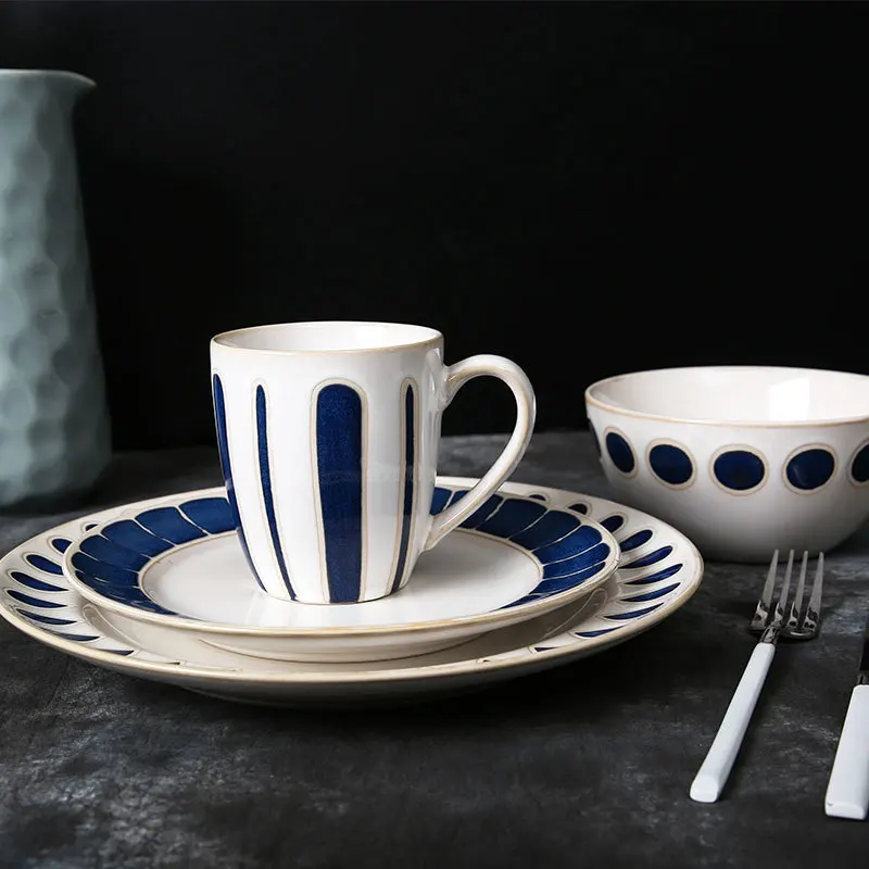 European-style Western Tableware Set European Retro Ceramic Steak Plate Household Dishes Dishes Mug Kitchen Supplies
European-style Western Tableware Set European Retro Ceramic Steak Plate Household Dishes Dishes Mug Kitchen Supplies