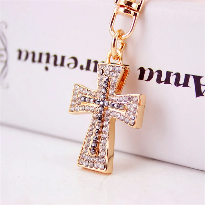 Exquisite Crystal Cross Keyrings Keychains Chic Lucky Purse Bag Pendant For Car Women Key Chains
Exquisite Crystal Cross Keyrings Keychains Chic Lucky Purse Bag Pendant For Car Women Key Chains