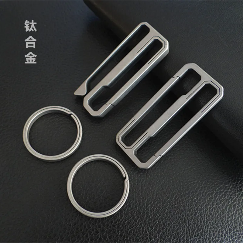 Titanium alloy belt Keychain men wear belt waist Keychain creative custom car Keyring Pendant
Titanium alloy belt Keychain men wear belt waist Keychain creative custom car Keyring Pendant