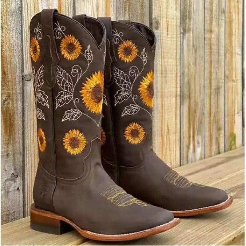 Large Size 42 43 Martin Boots Women Shoes 2021 Fashion New Embroider Female Booties Winter Sexy Womans Casual Knee High Boots
Large Size 42 43 Martin Boots Women Shoes 2021 Fashion New Embroider Female Booties Winter Sexy Womans Casual Knee High Boots