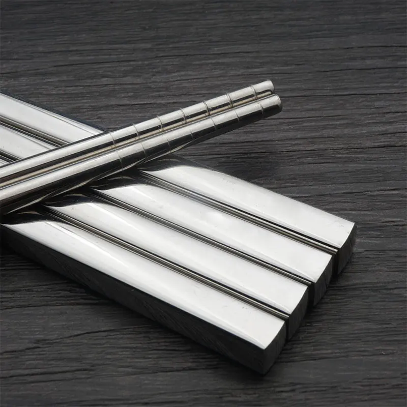 Chinese chopsticks Stainless steel Tableware Sushi sticks long Japanese chop to eat 1 Pair korean metal food Iron reusable hasi
Chinese chopsticks Stainless steel Tableware Sushi sticks long Japanese chop to eat 1 Pair korean metal food Iron reusable hasi